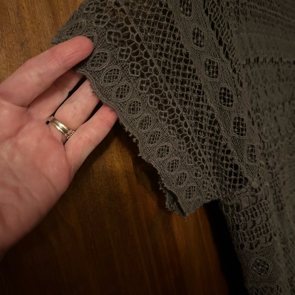 Garnet Hill Embroidered Lace Dress. Size 10. - Picture 5 of 6